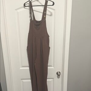 Elegant Brown Jumpsuit